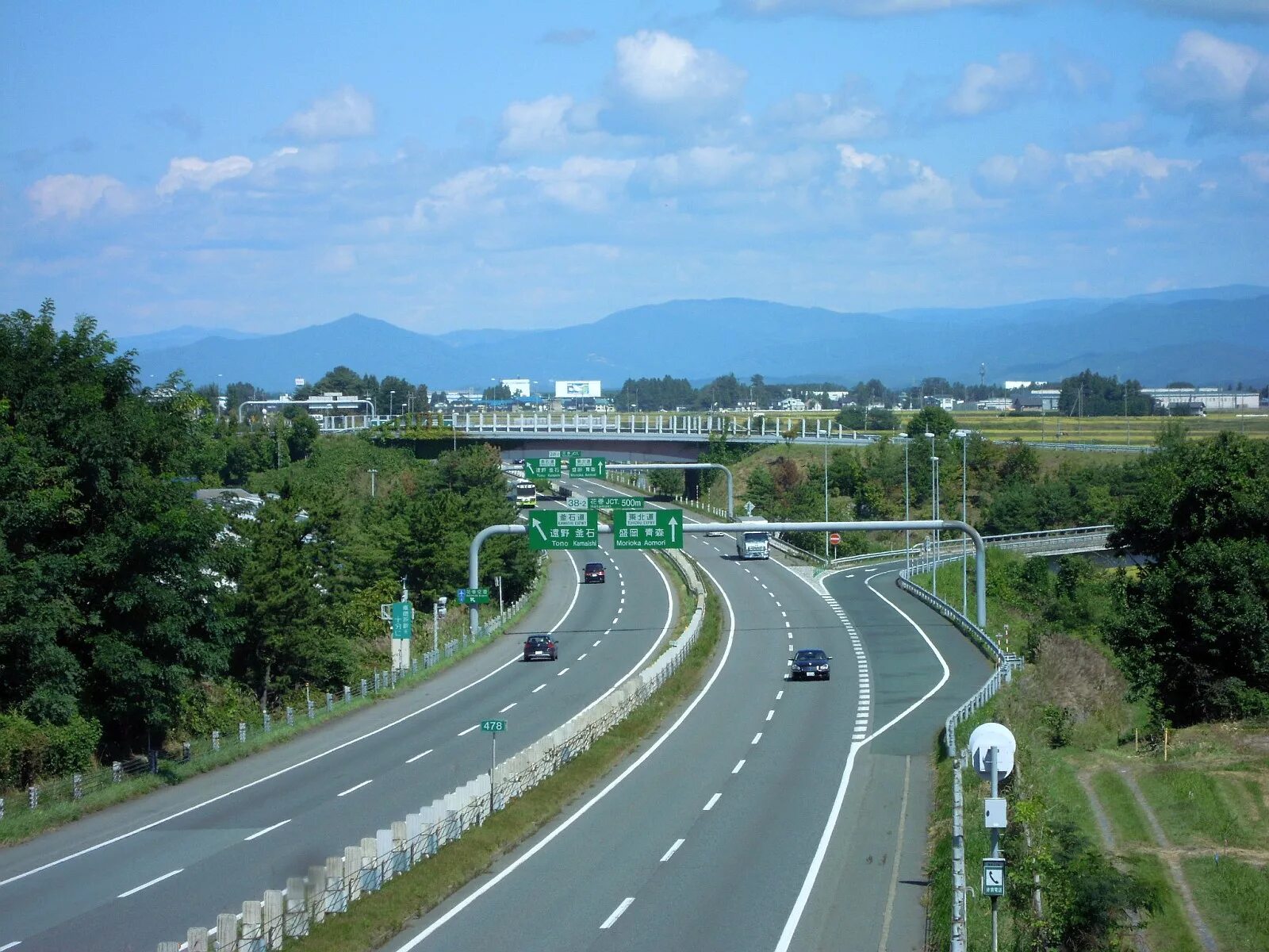 Японская дорога. Автострада Япония. Гора Акина Япония. Гора Акина Япония дорога. Автомагистрали Японии.