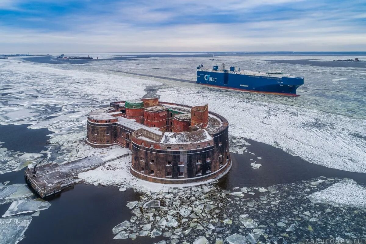 Fort санкт петербург