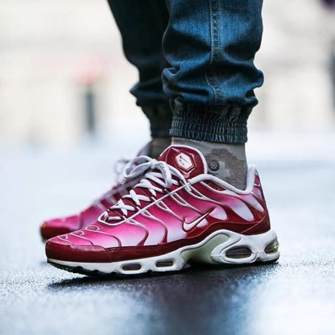 Найк тн макс. Nike Air Max Plus 2. Nike Air Max TN. Nike Air Max TN Plus. Найк АИР Макс плюс.