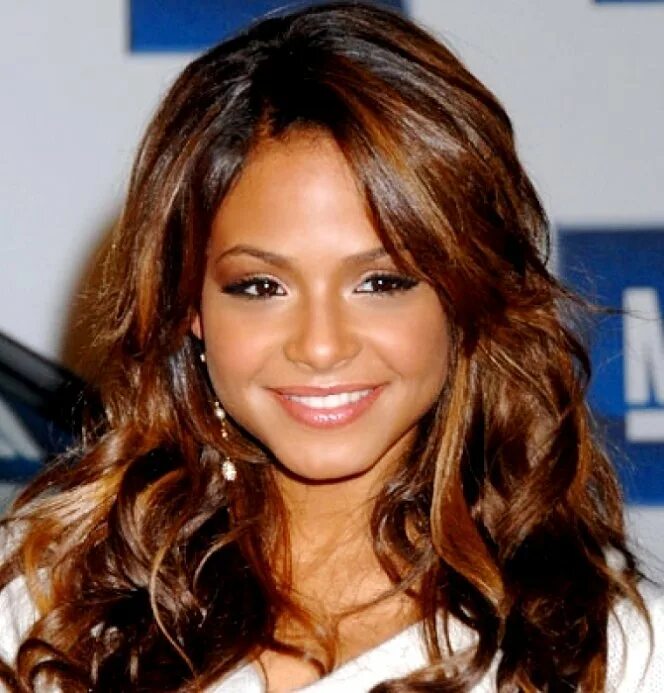 эбони браун шугар актриса. цветотип и цвет волос. тайра бэнкс в молодости. красный цвет волос. рианна каскад.