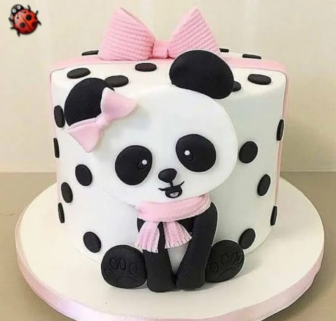 Оформление торта на день рождения девочке. Торт «Панда». Торт с пандой на 11 лет. Стильный торт на день рождения девочке. Детские торты для девочек.