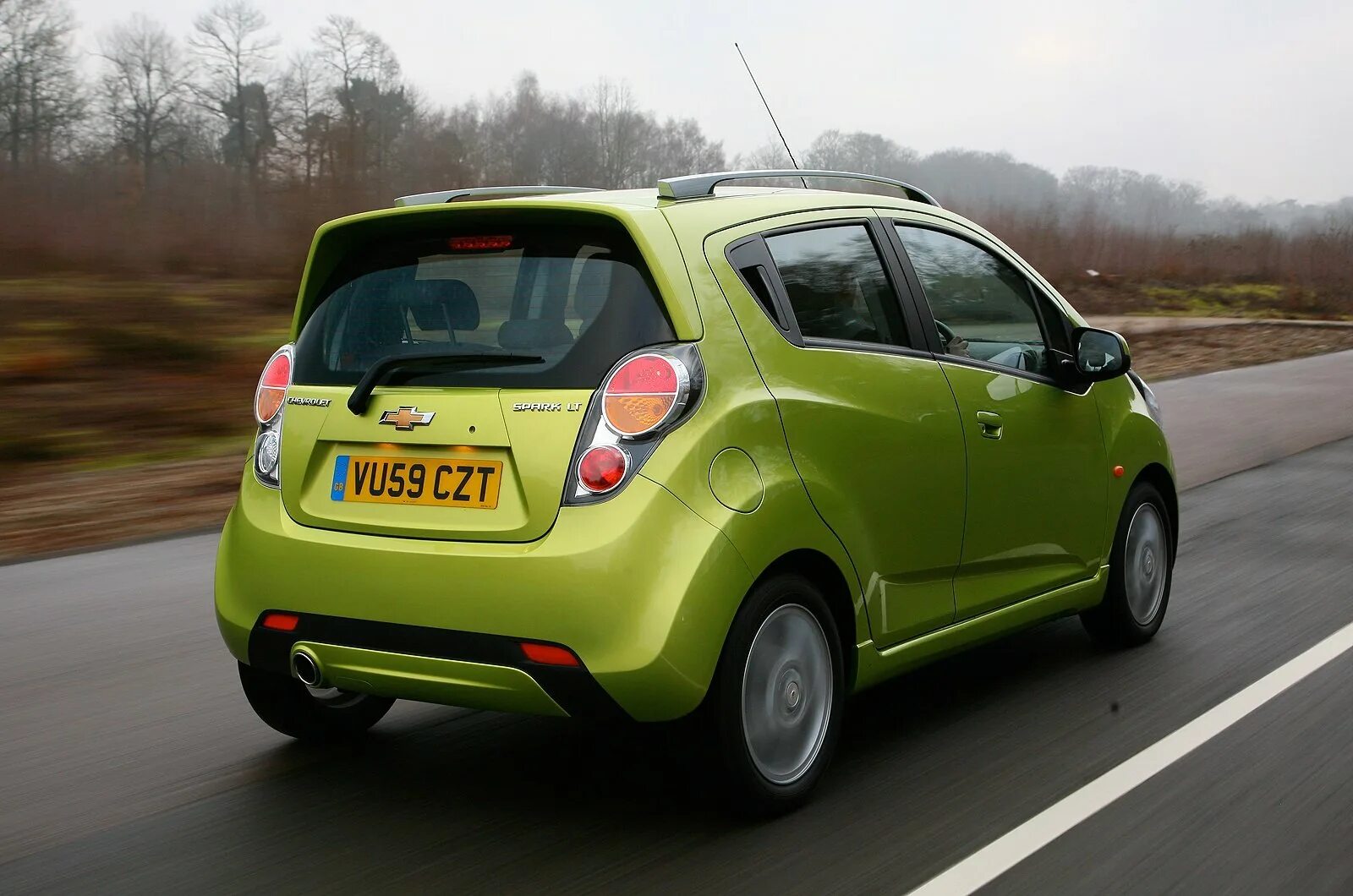 Spark smart. Chevrolet spark. шевроле спарк м400. chevrolet spark m400. шевроле малолитражка спарк.