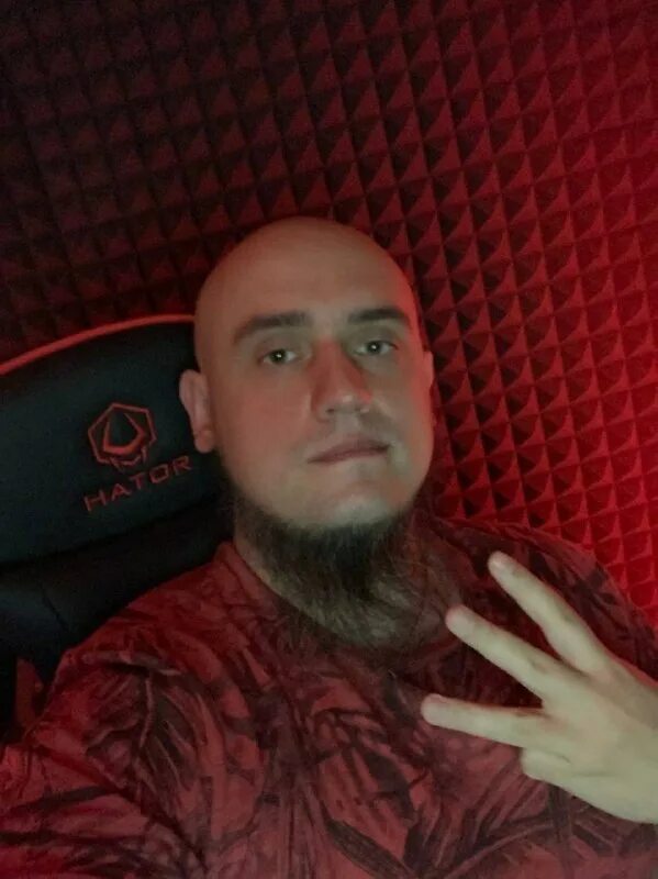 Байрактар телеграм. Беспилотники bayraktar tb2 характеристики. Сельчук байрактар свадьба. Байрактар и человек. Байрактар телеграм.