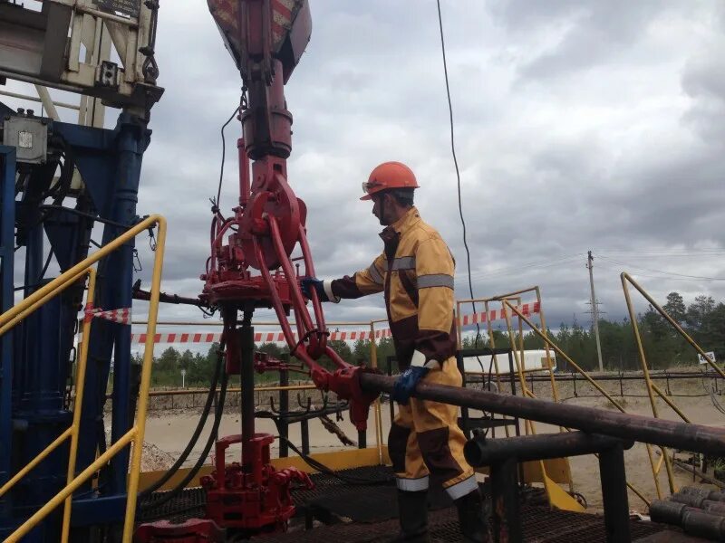 Организация ремонта скважин. Помощник бурильщика ПРС. ПРС нефтяных скважин. КРС нефтяных скважин Аргос. Помощник бурильщика КРС Роснефть.