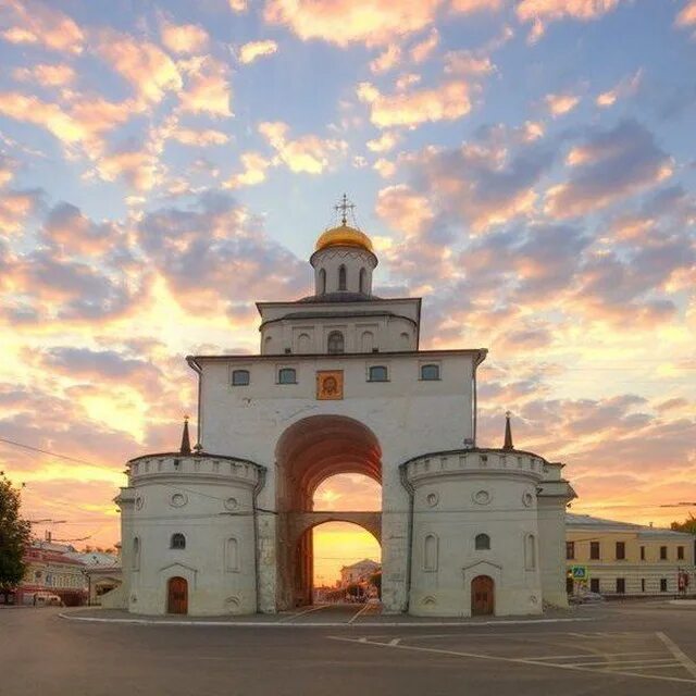 Золотые ворота открыли. Золотые ворота Андрея Боголюбского во Владимире 1164. Золотые ворота во Владимире 1158-1164. Золотые врата во Владимире.