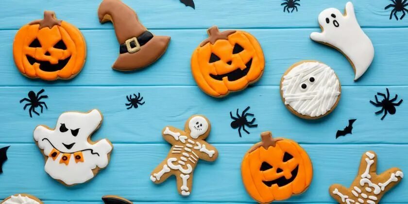 Homemade Halloween Biscuits - Claire Justine Halloween baking recipes, Halloween