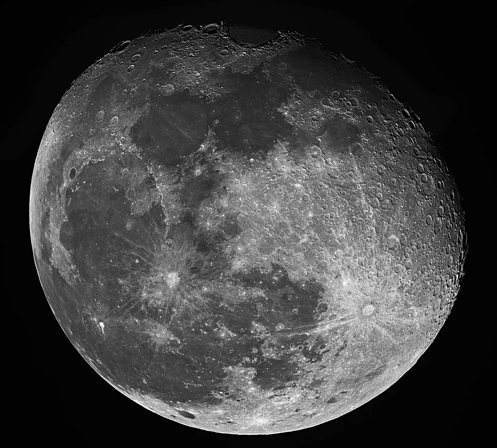 луны планет солнечной системы. спутник япет планета сатурн. планеты и спутники солнечной системы. луна в солнечной системе. солнечная система земля и луна.