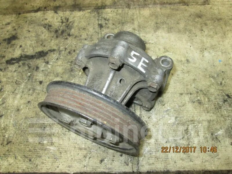 Помпа ниссан дизель fe6. 217013070154б помпа. Помпа тойота 5a-fe. Тойота калдина помпа. Помпа двигатель fe.