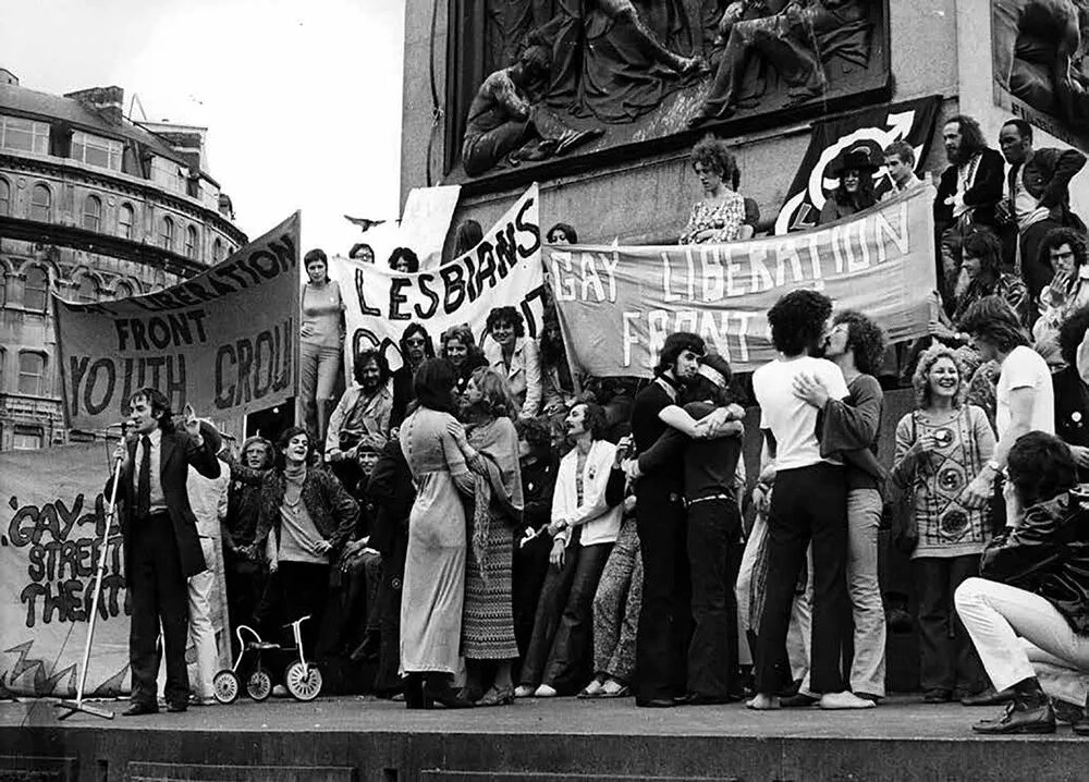 Стоунволл 1969. Стоунволлские бунты в Нью Йорке. Stonewall Riots. Стоунволльский бунт. The people's movement