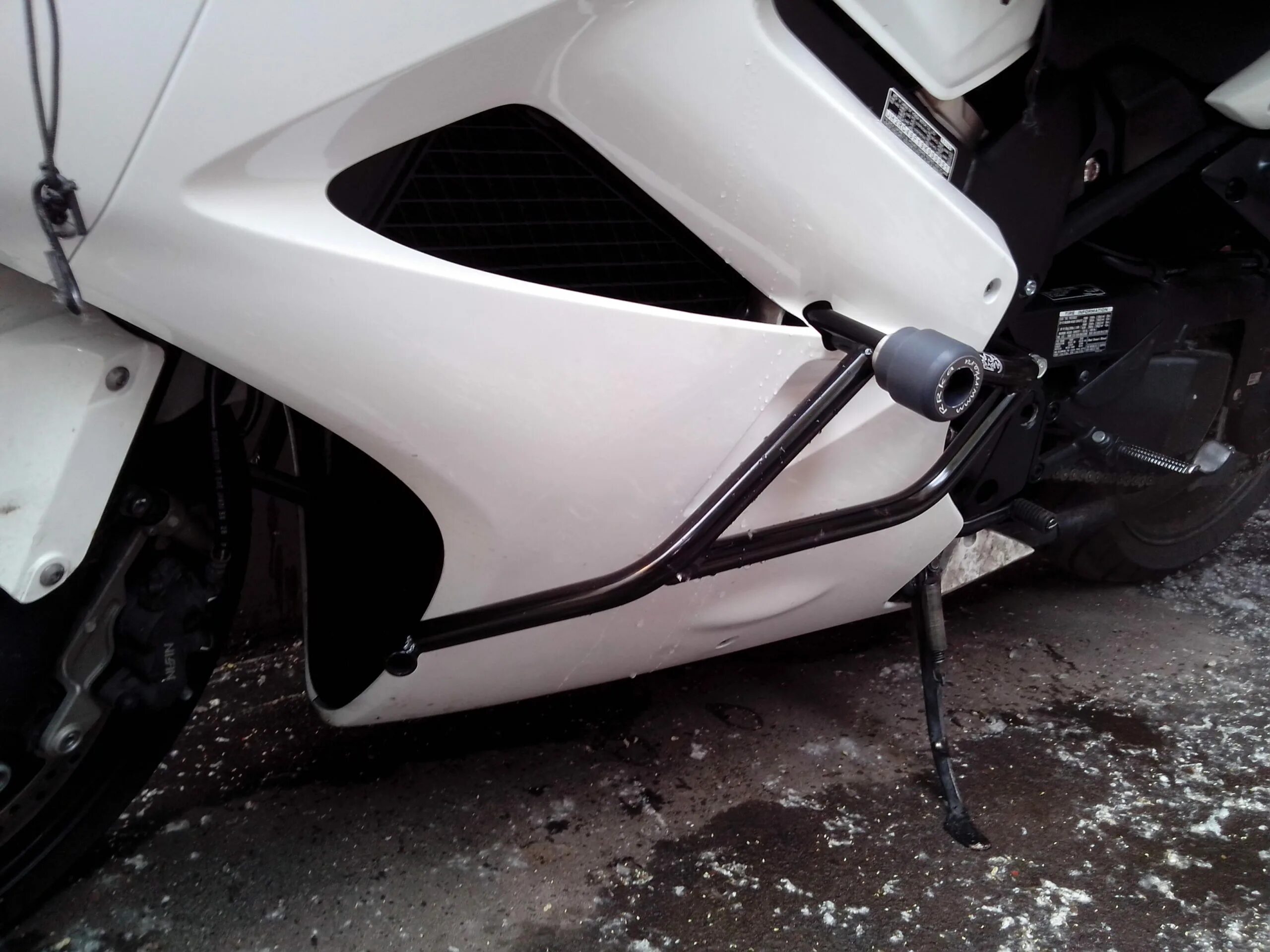 Vfr дуги. Дуги honda vfr800. защитные дуги vfr750. дуги на вфр 800.