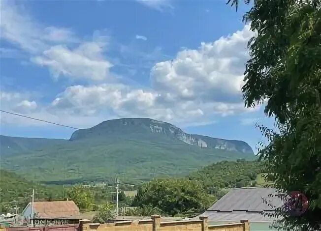 Плотинное бахчисарайский. Село Плотинное Бахчисарайский район. Плотинное Крым. Ленина 17 платиное Бахчисарайский РН. Плотинное Крым достопримечательности.