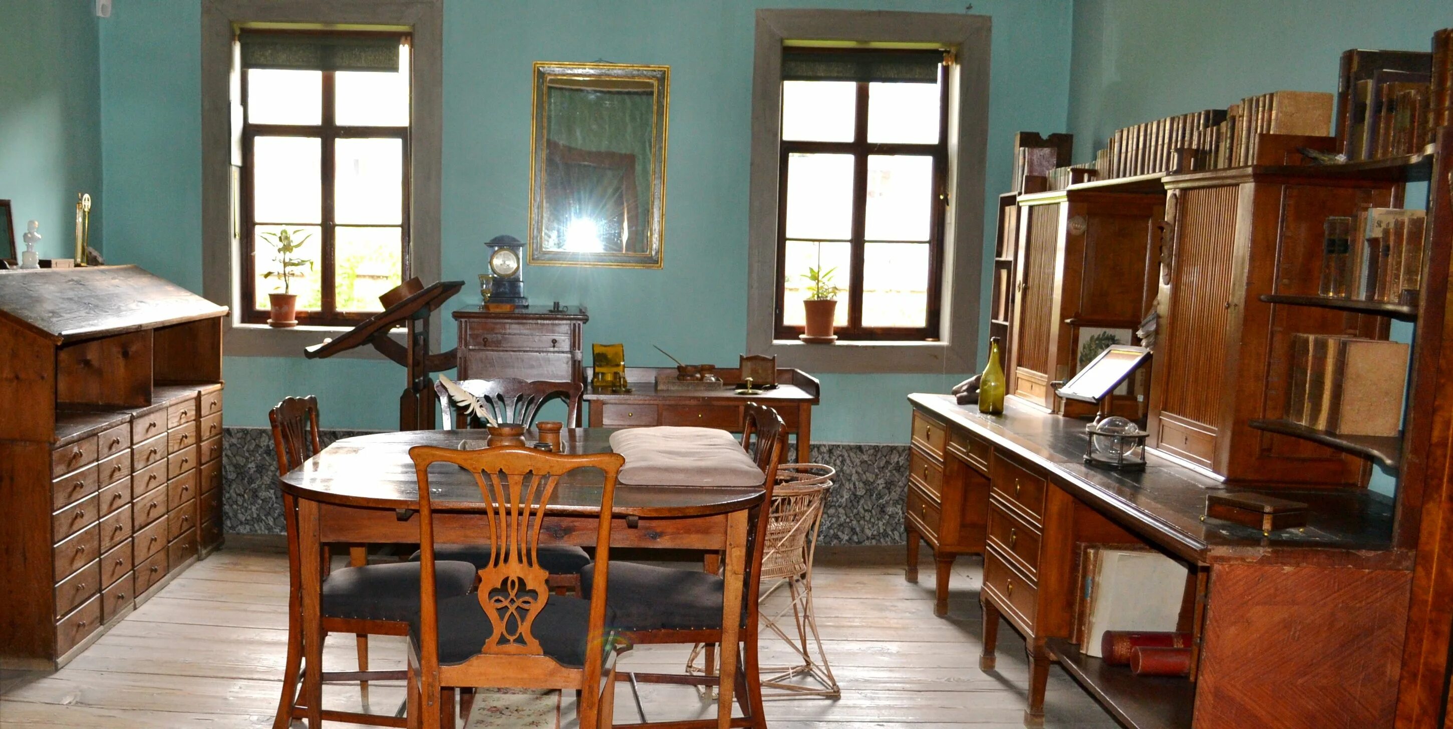 Гете мебель. Luxury tac mebel qonaqliq. Гете мебель. Шкаф гете. Дом музей гете в веймаре.