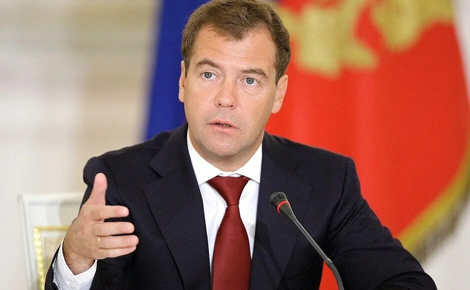 дмитрий анатольевич медведев. медведеа. дмитрий анатольевич медведев президент. медведев дмитрий анатольев. медведеа.