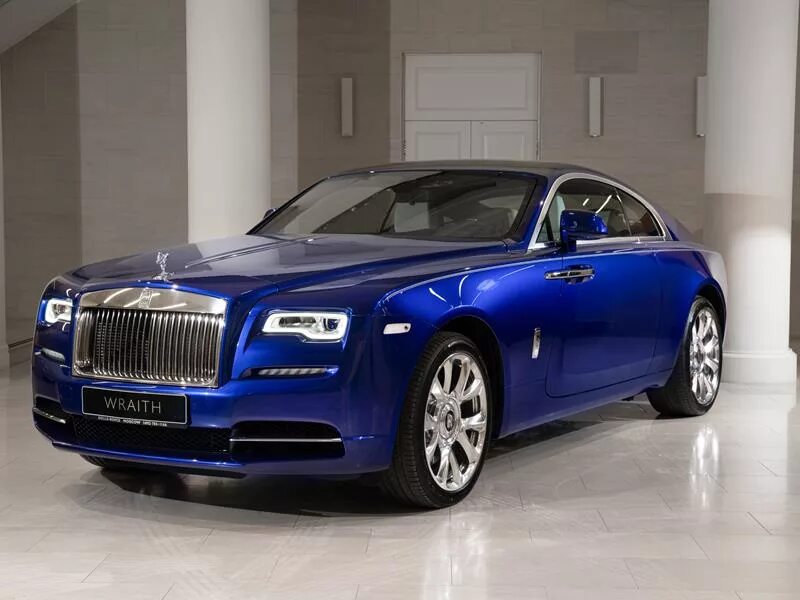 Новый rolls royce. Роллс Ройс Wraith. Новый Роллс Ройс. Новый Роллс Ройс 2022. Машина Rolls Royce 2022.