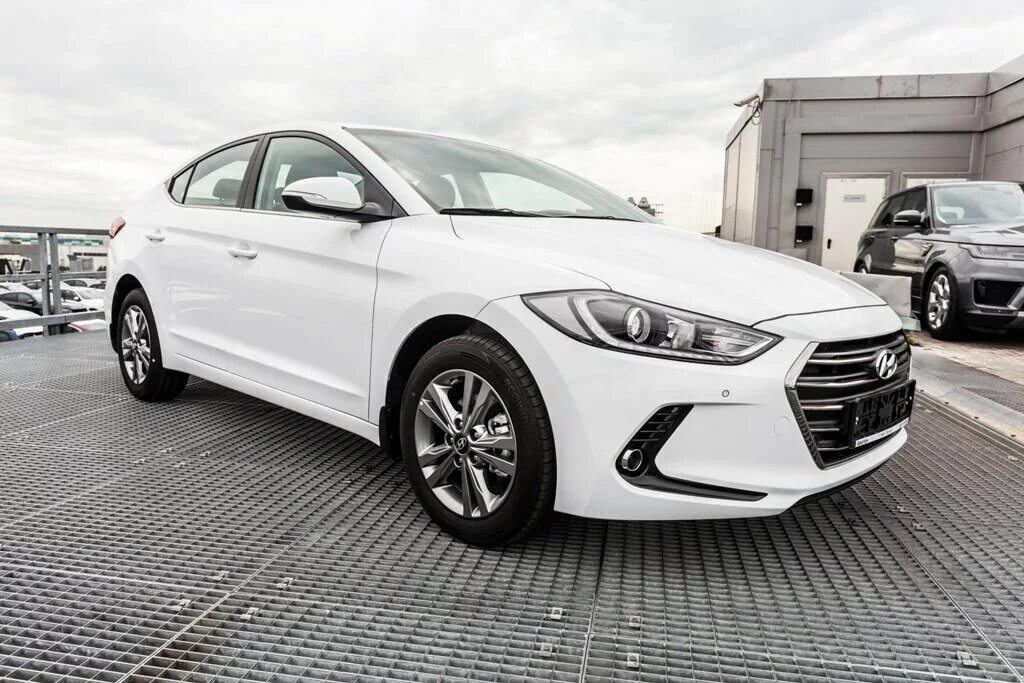 Hyundai elantra ad рестайлинг. Hyundai elantra vi 2020. C. Hyundai elantra ad рестайлинг. Hyundai elantra 6 ad.