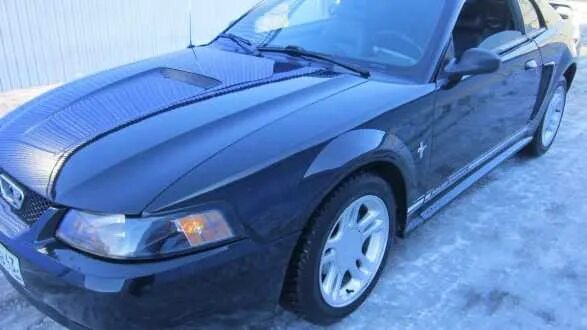 Форд мустанг 90-х. Ford mustang 2013 tuning. Мустанг 4 двери. Форд мустанг gt 2013 белый. Логотип автомойки мустанг.