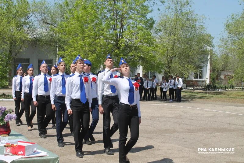 Погода в первомайске ставропольского края. Первомайский Калмыкия Приютненский район. С Приютное Приютненский район Республика Калмыкия. Поселок Октябрьский Приютненский район Калмыкия. Первомайский Приютненский район.