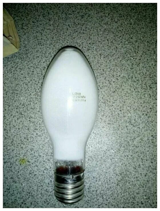 Отработанные ртутьсодержащие люминесцентные лампы. Утилизация люминесцентных ламп. Ртутные энергосберегающие лампы. Ртутьсодержащие лампы класс. Тонкие люминесцентные лампы.