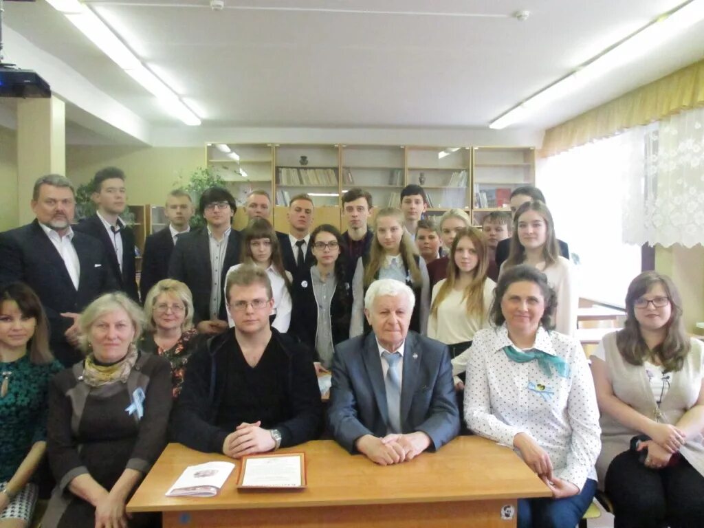 учителя 2 школы вязьма. учителя школы 4 вязьма. школа 7 смоленск. школа 3 вязьма. средняя школа 2 вязьма официальный сайт.