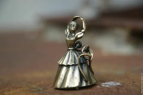 Колокольчик в твоих волосах