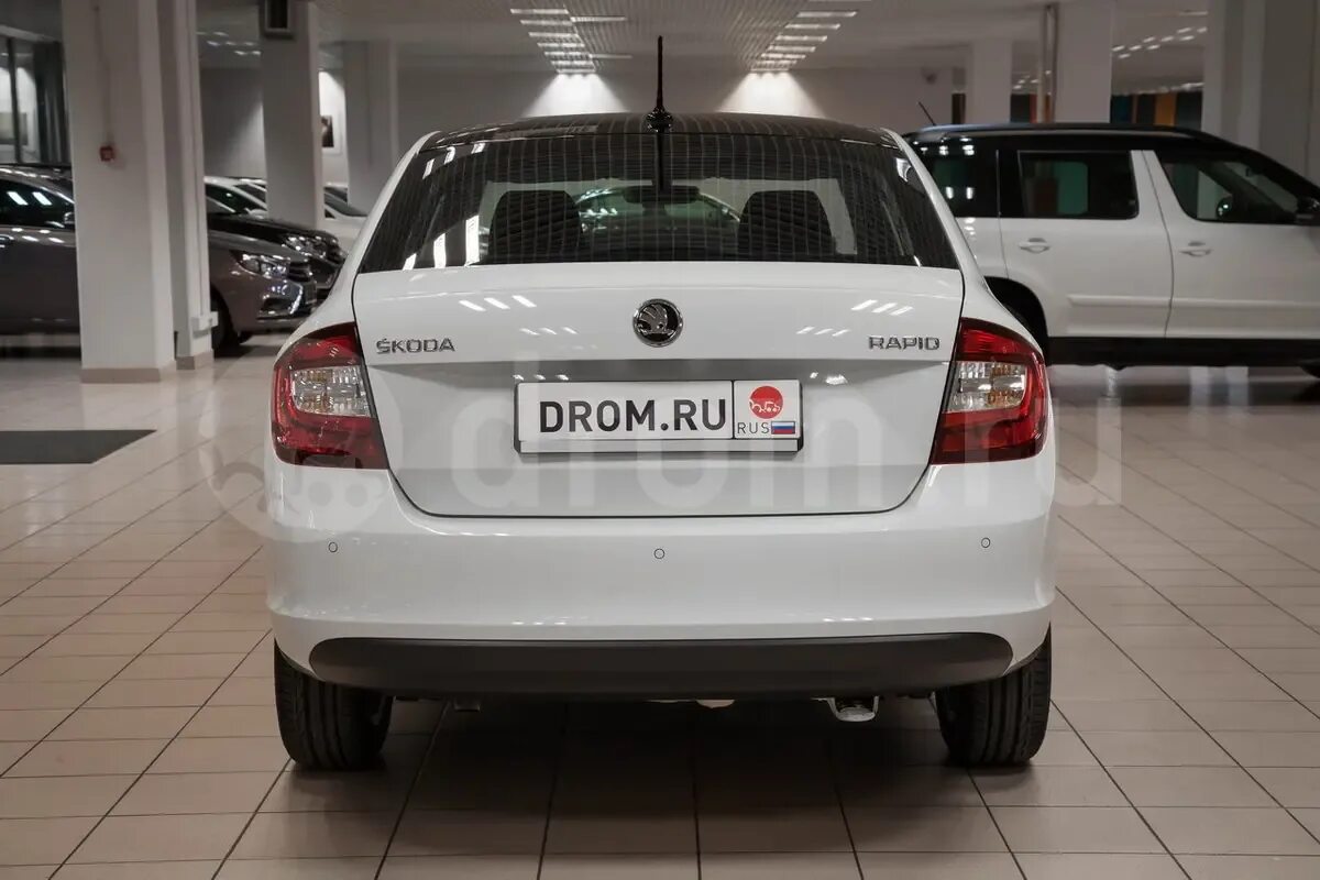 Шкода рапид mpi. Шкода рапид 1.6 автомат.