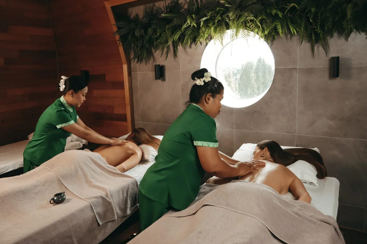 Siam oasis spa. Паттайя массажные салоны. Оазис спа новосибирск. Siam oasis spa. Тайский массаж паттайя.