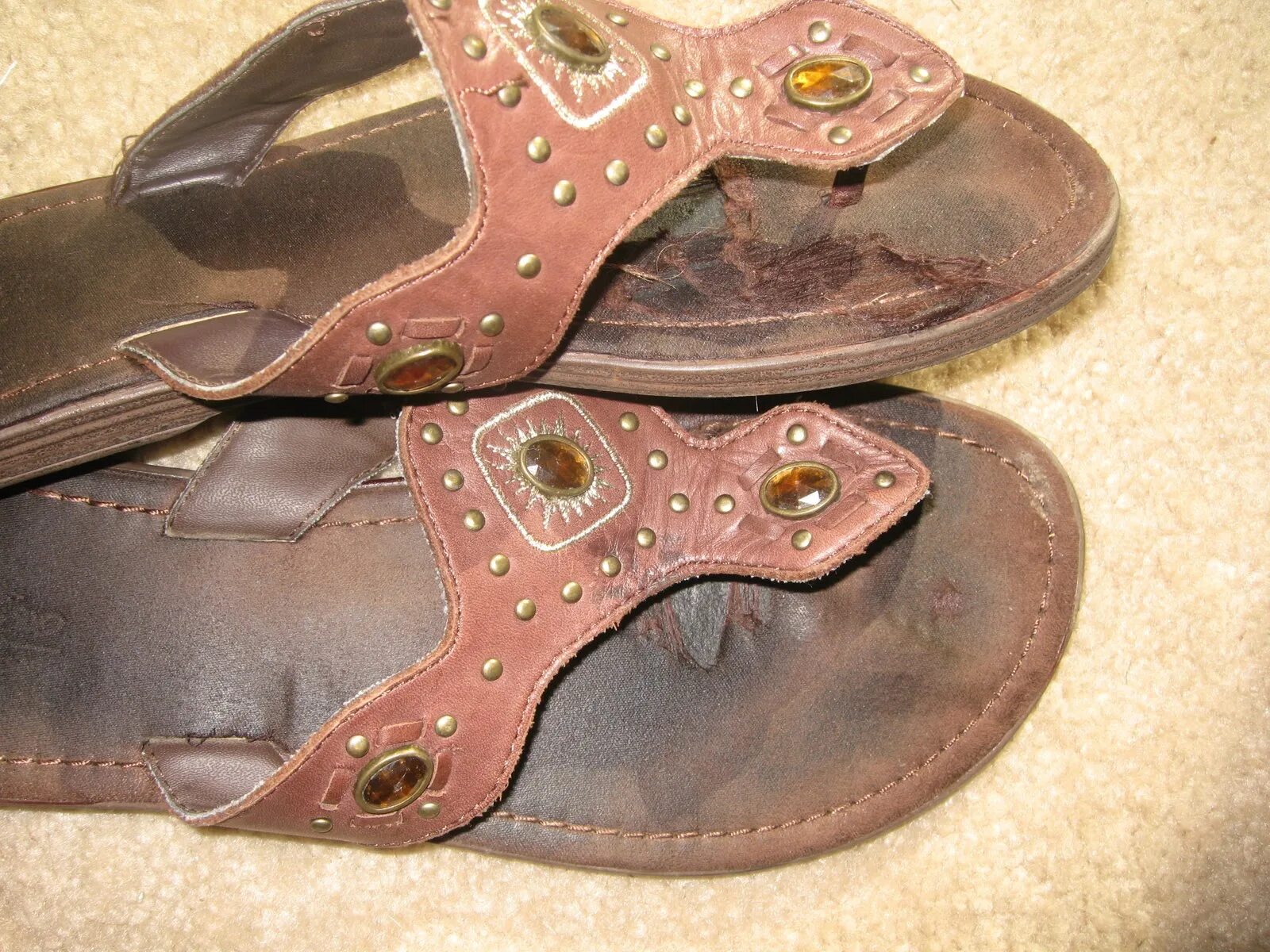 Worn sandals. Well worn Sandals. Well worn Flats smelly. Well worn women's Sandals. Well worn Shoes.