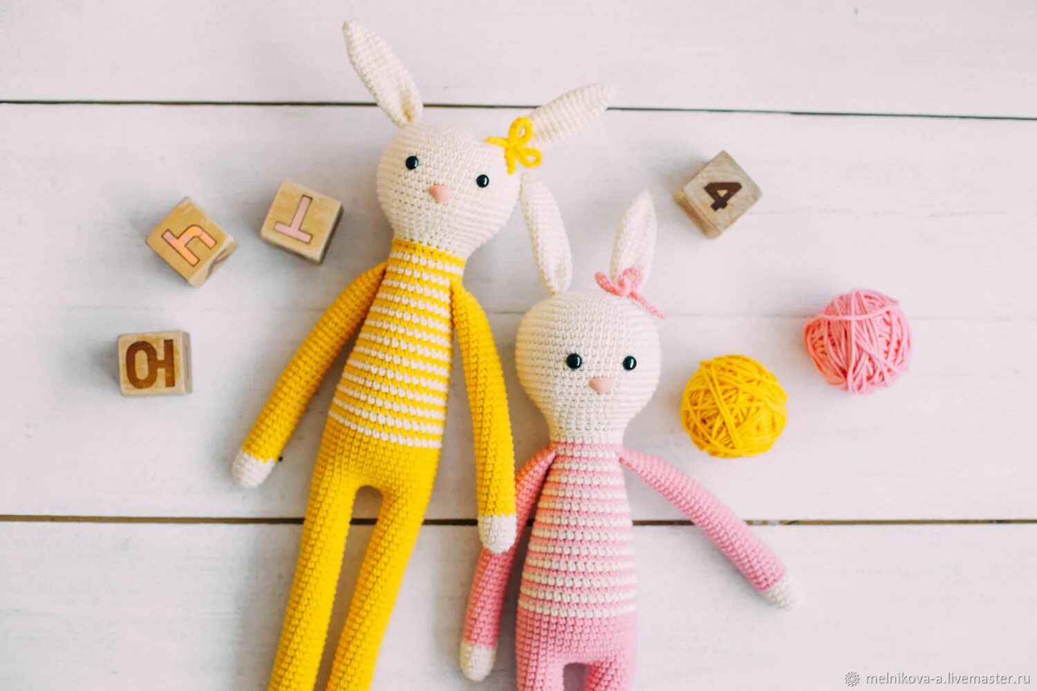 Длинноногие игрушки. Вязаные длинноногие игрушки. длинноногие мягкие игрушки. длинноногие зайки. длинноногий ребенок игрушка.