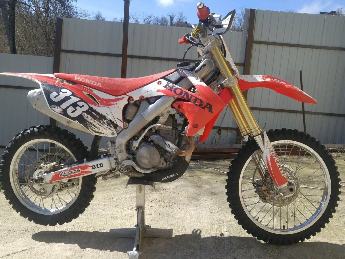 Кросс 250 куплю. Honda 250r кроссового. Honda 250 кроссовый. Honda CRF 250 Cross. Honda CRF 250r кроссовый.