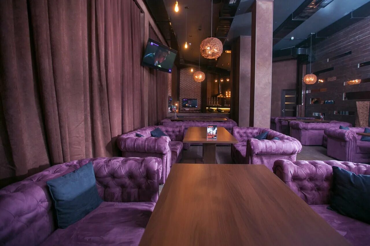 кальянная в стиле космос. интерьер кальянной.