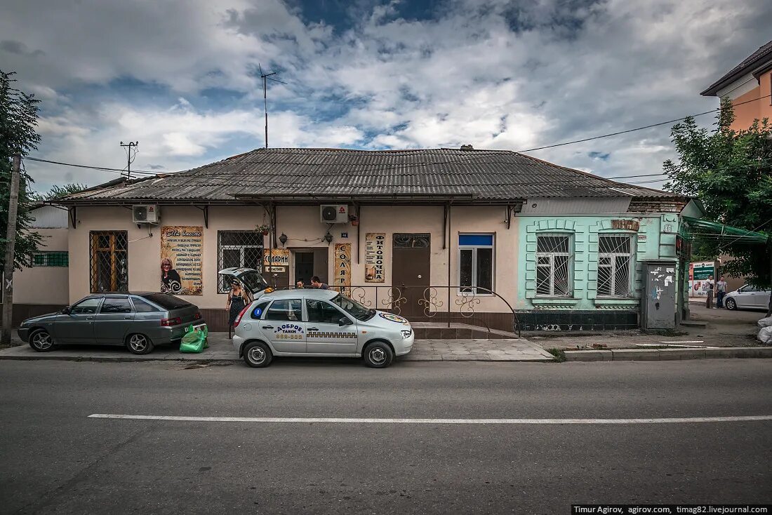 Кабардинская город. Кабардинская улица Нальчик. Кабардинская 191 Нальчик. Нальчик улица Кабардинская Арбат. Город Нальчик улица Кабардинская д 202.