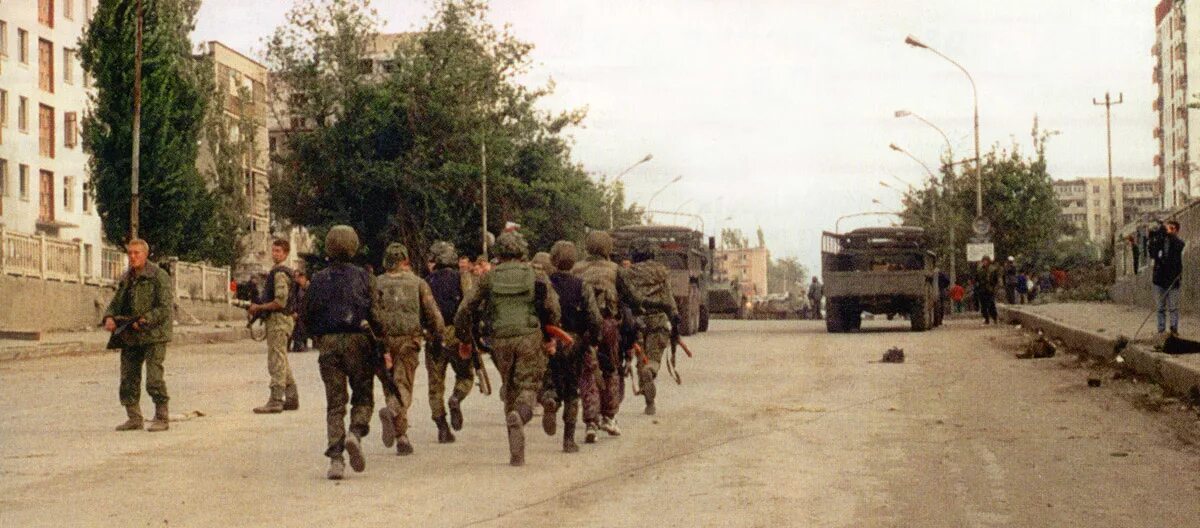 08 1996. 21. Грозный август 1996 боевики. 21. 21.