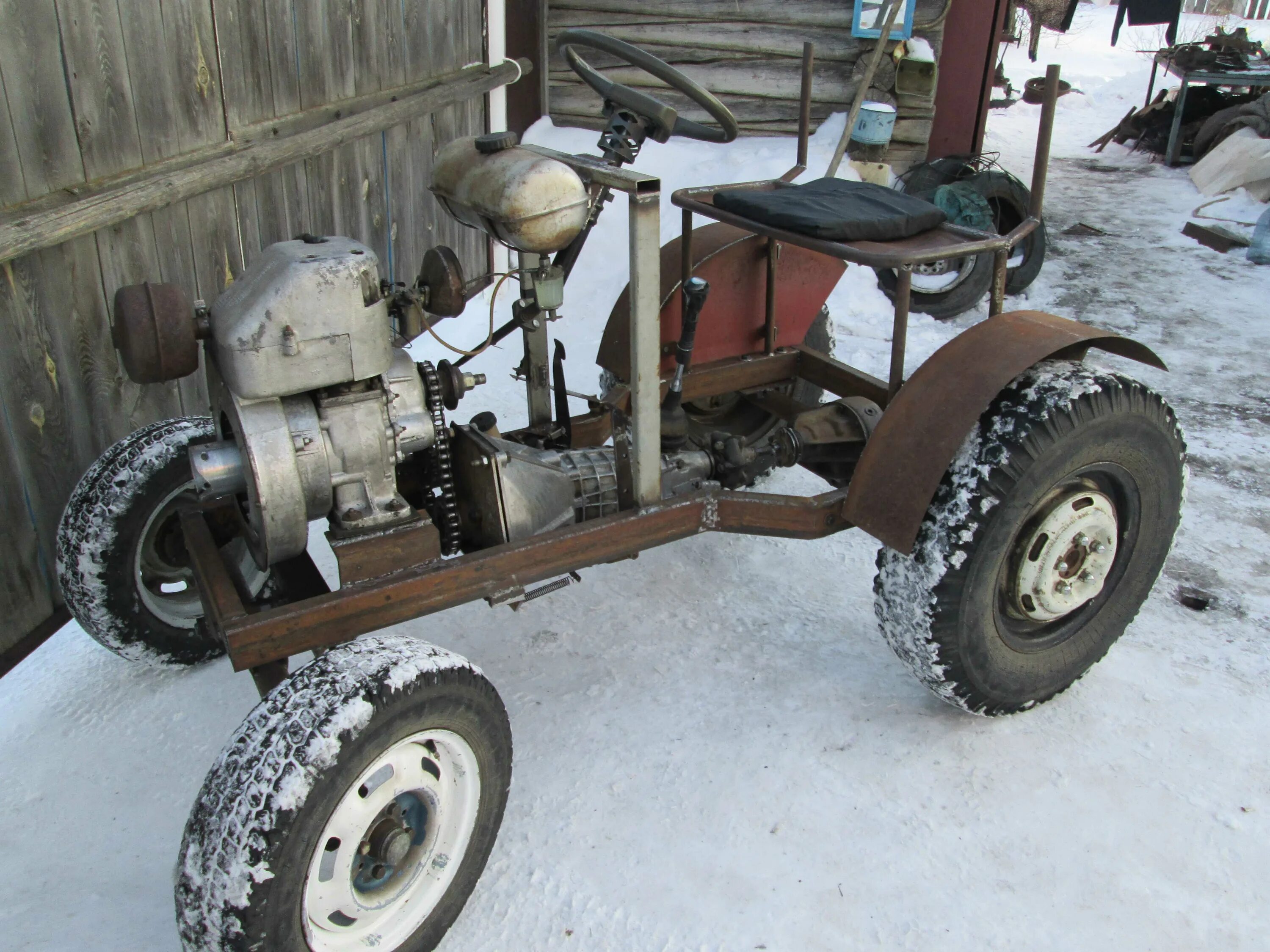 Трактор переломка 4х4 с двигателем ваз. Двигатель на самодельный трактор. 5. Минитрактор с двигателем ваз 2107. Мини трактор с двигателем уд2.