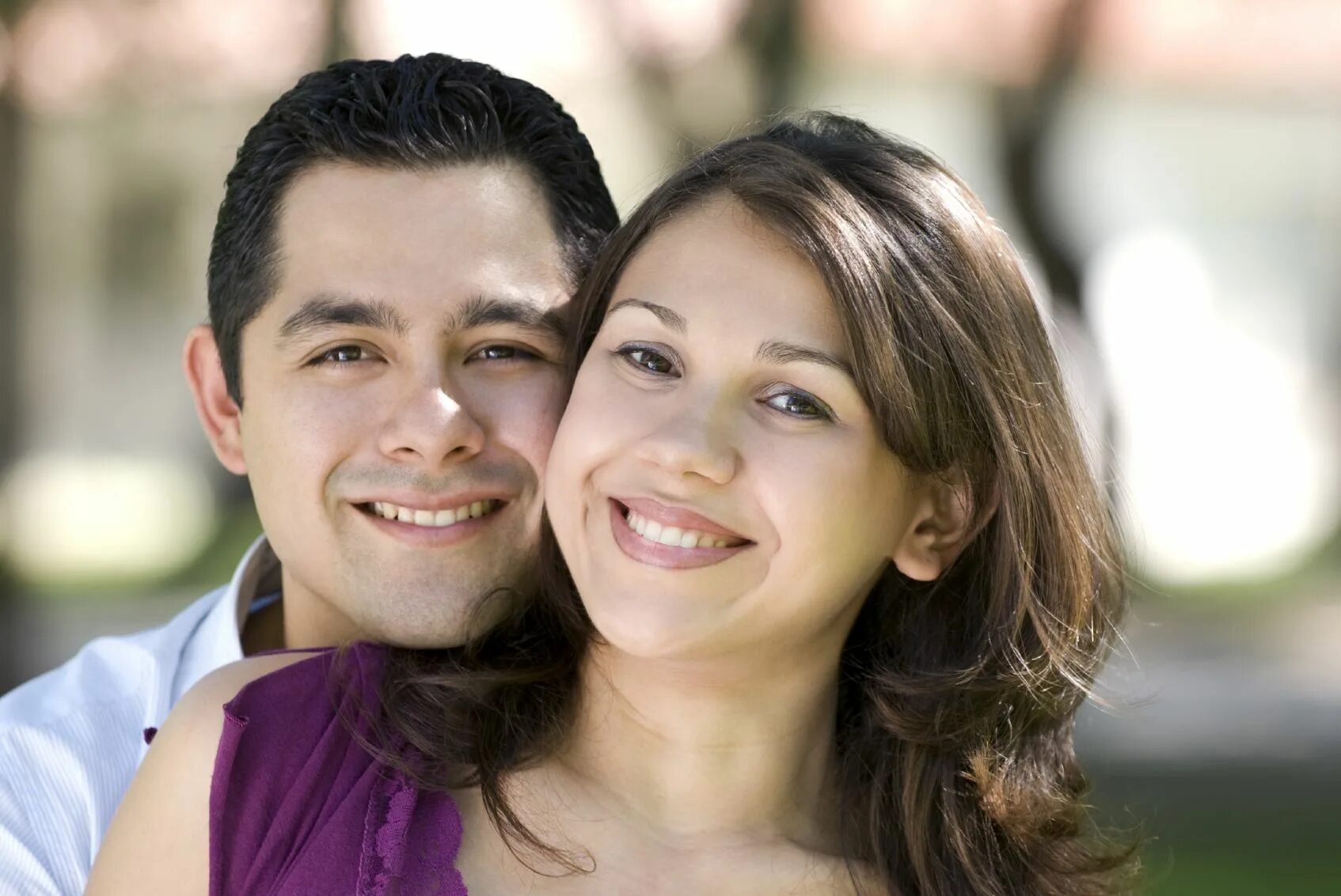 Wife together. Супружеская пара. Фотосессия семейной пары. Реальные семейные пары. Обычные мужчина и женщина.