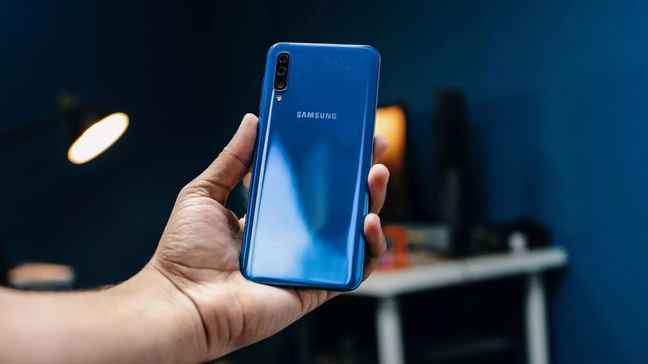 Samsung galaxy a 50. Samsung Galaxy a50 64gb. Samsung Galaxy a50 Blue. Samsung Galaxy a50 синий. Samsung a50 64gb Blue.