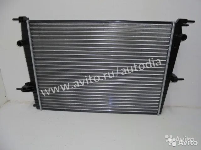 Радиатор кондиционера рено флюенс артикул. Радиатор охлаждения рено меган 3. Радиатор кондиционера renault 921000005r. Радиатор fluence. Радиатор fluence.