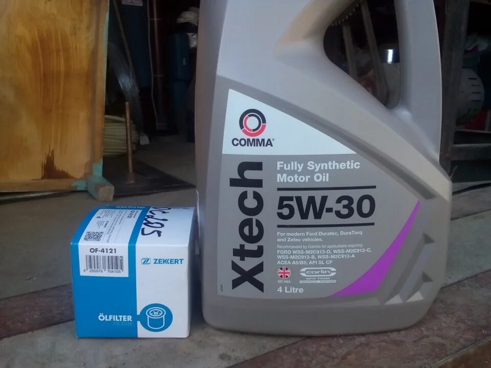 1 1 про масло. Масло comma 5w30. Xtech 5w-30. 5w30 comma 4л синтетика Xtech. Масло кома 5w30 Форд.