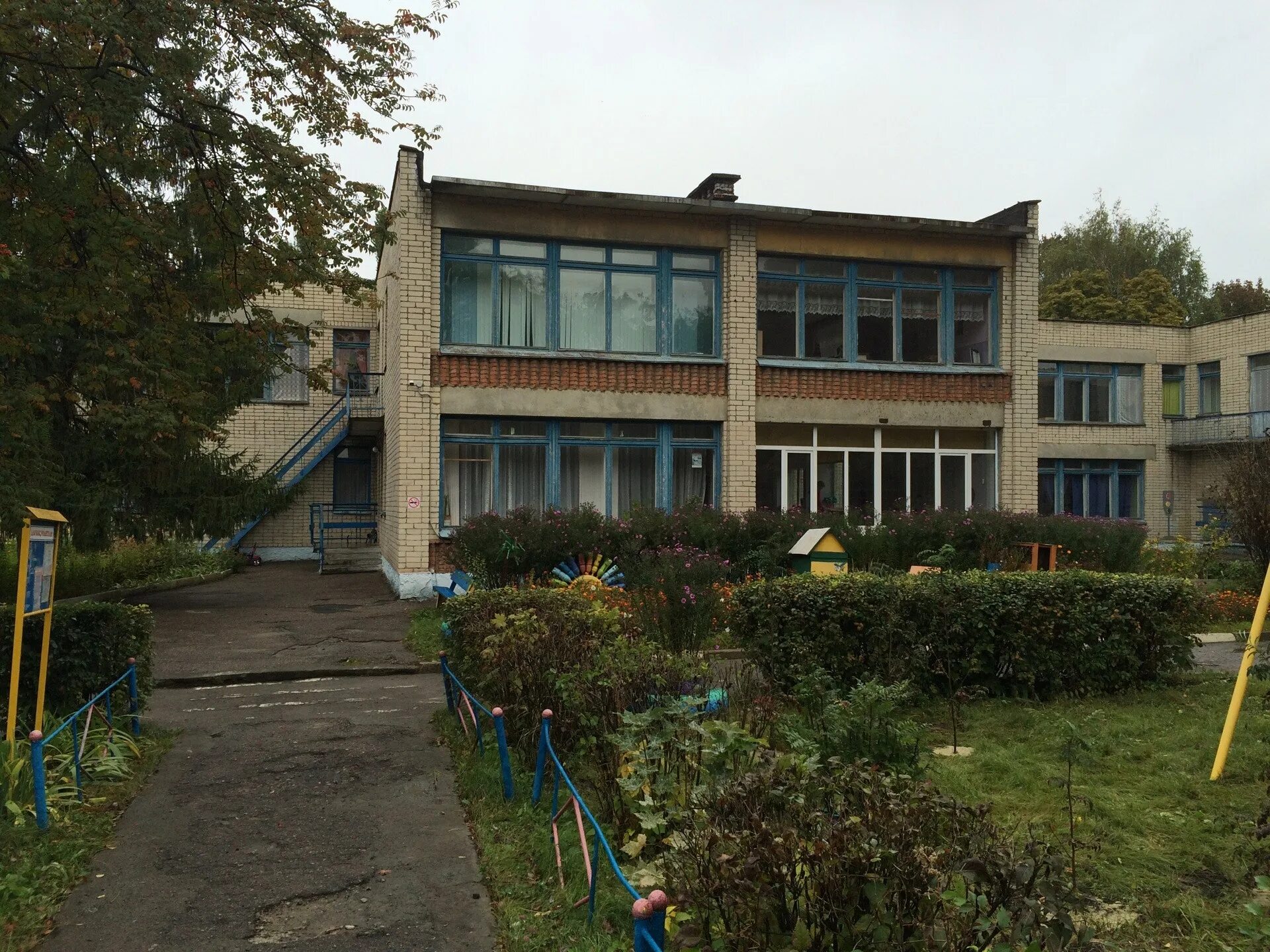 Детский комбинат теремок. Сад 3 теремок. Сдр теремок тверь. Детский сад теремок старый оскол. Сад 3 теремок.