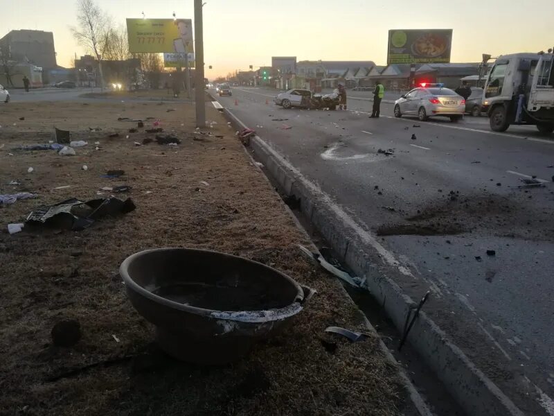 Дтп в находке 28 января. Вчерашнее дтп на находке. Дтп в находке 28 января. Страшное дтп в находке 27. Дтп в находке 28 января.