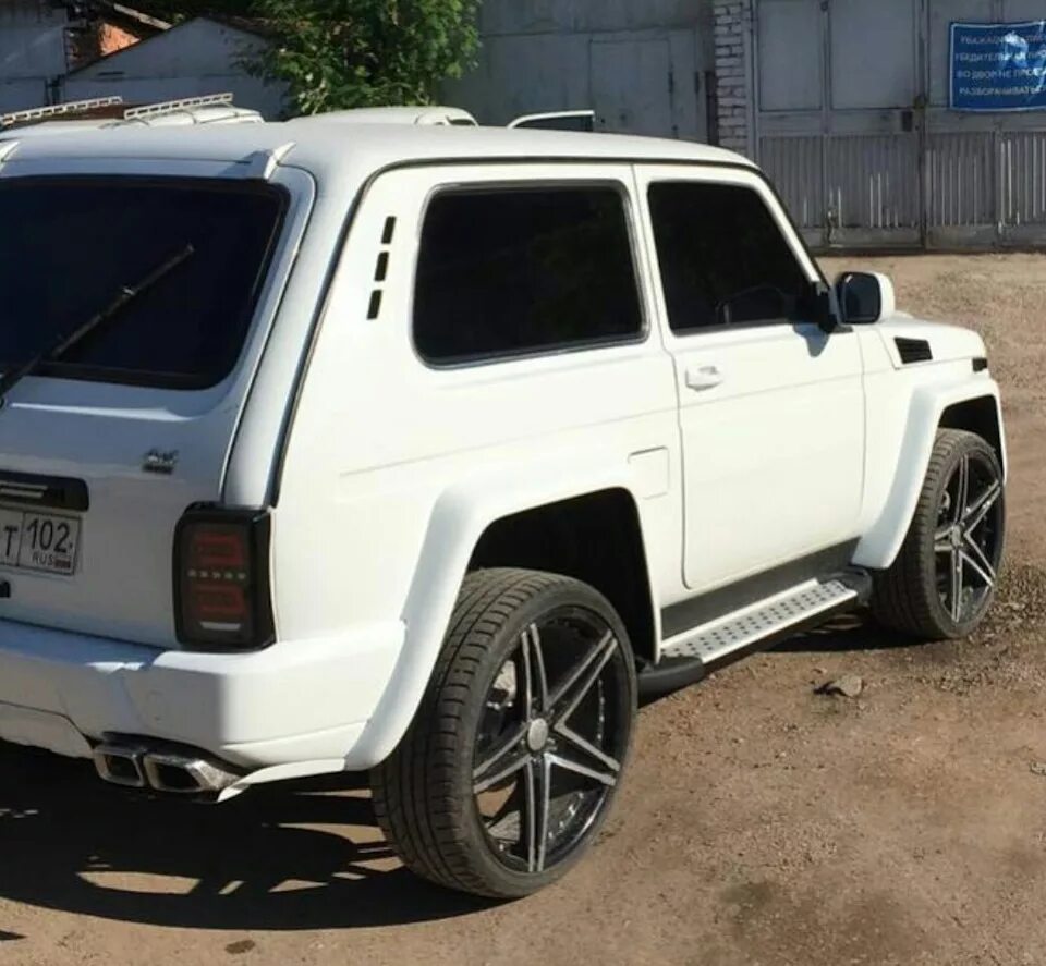 Тюнинг белой нивы фото Фото "Без названия" из альбома "Niva-Club"