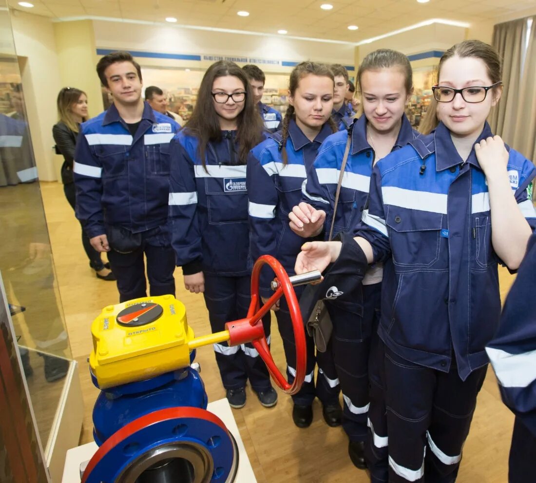 Работа в новом уренгое вакансии