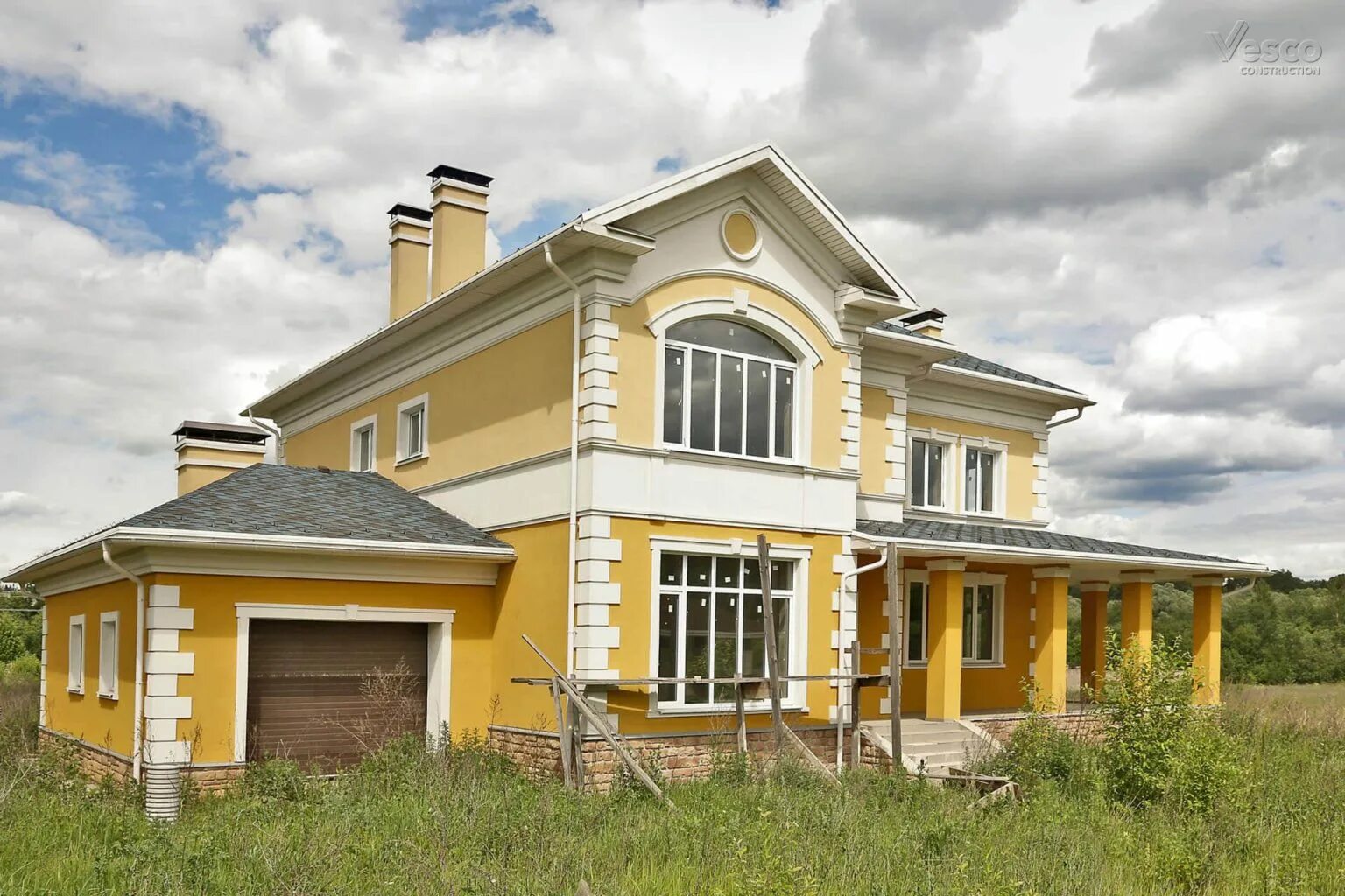 Новый двухэтажный дом. Проект z500 zx12. Дом 200кв двухэтажный 200. Коттедж кирпичный двухэтажный. Коттеджный посёлок вилланова.