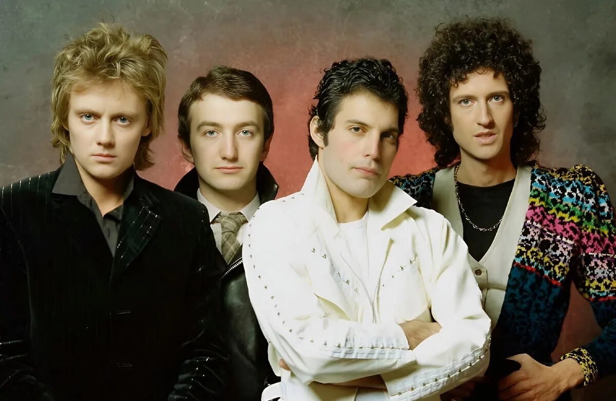 Queen слушать в качестве. Queen. Queen Band. Queen 70s. Квин фото.