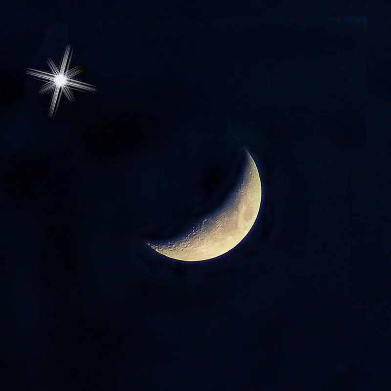 Луна и звезды. Луна месяц. Полумесяц на небе. Ночь месяц. Звездное небо месяц