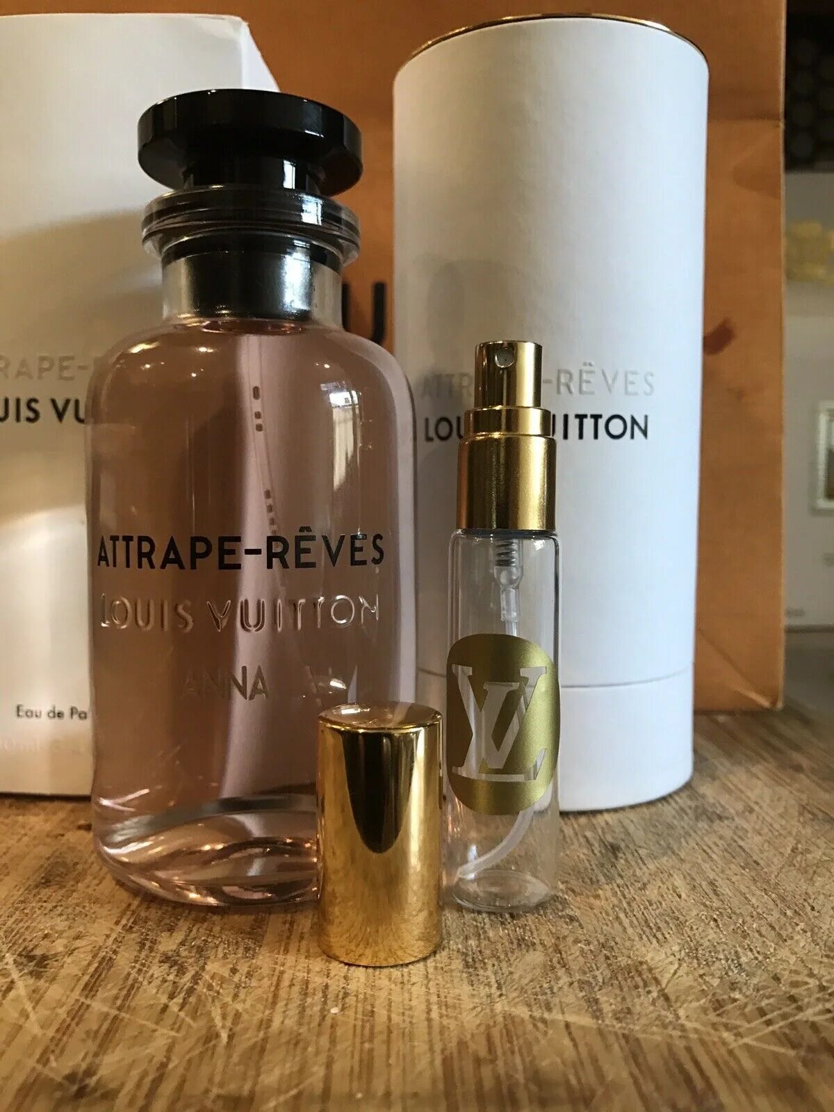 Луи виттон attrape reves. Louis vuitton attrape-reves. духи луи виттон аттрапо верис. louis vuitton attrape reves (u) edp 100ml.