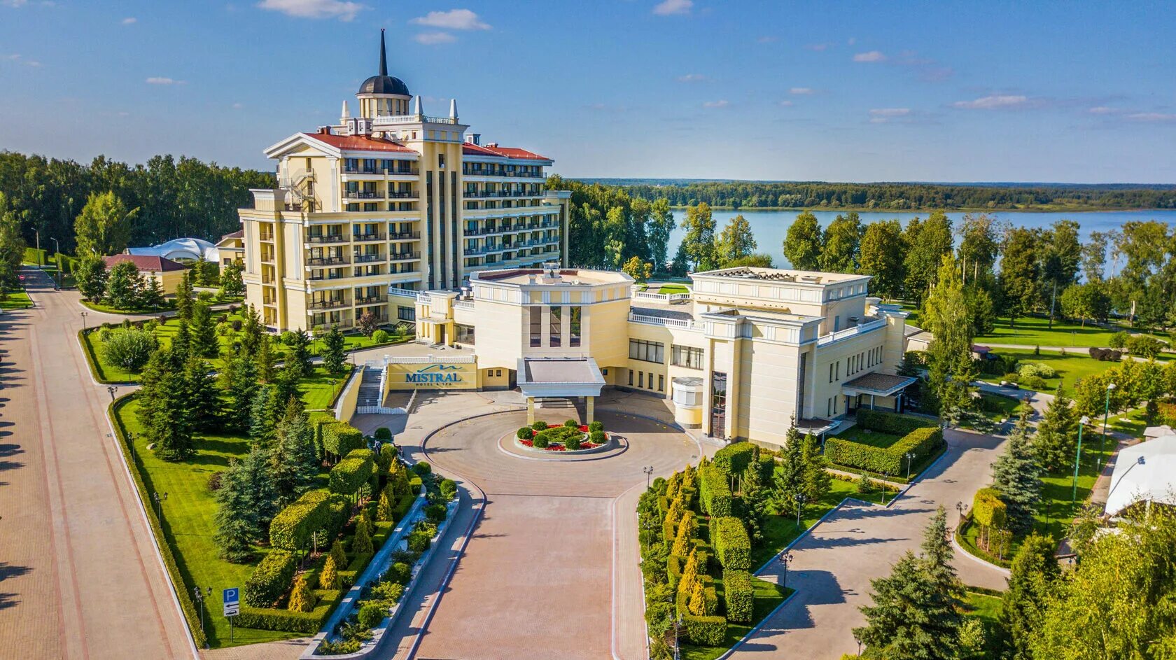 M’Istra’l Hotel & Spa, Истра. Мистраль Истра. Mistral Hotel and Spa Истра. «Mistral» / «Мистраль» Hotel & Spa. Сайт отеля мистраль