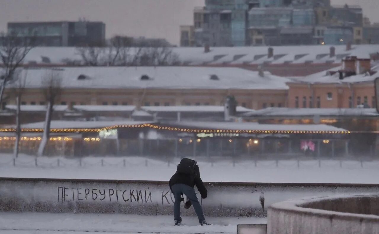 Прогноз погоды в петербурге в феврале. Февральский Питер. Петербург в феврале. Питер сегодня. Февральский снег.