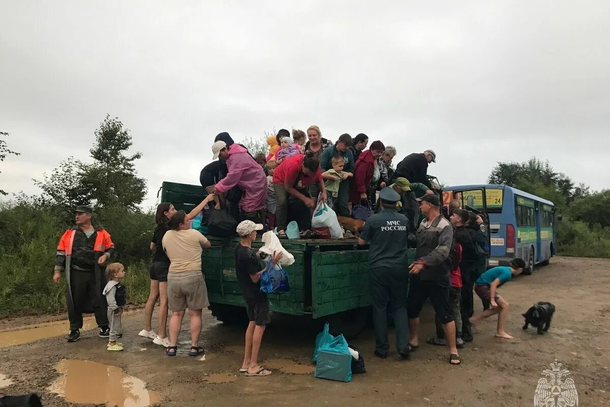 Потоп в Приморье. Прорыв дамбы Уссурийск 12.08.2023. Потоп в Уссурийске. Паводки Приморский край.