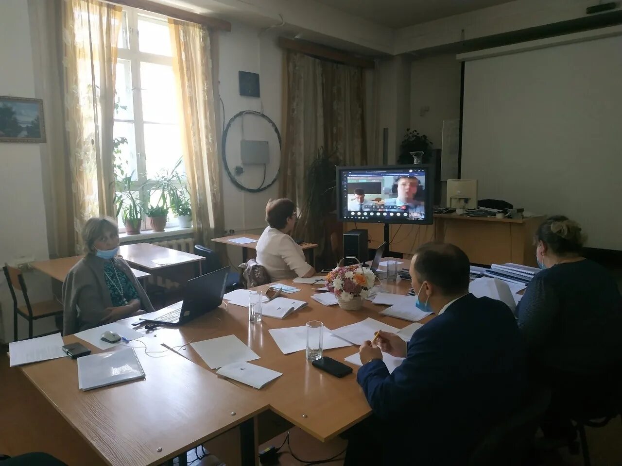 Защита диплома в дистанционном режиме. Дистанционная защита диплома. Защита диплома в дистанционном режиме. Защита диплома дистанционно. Дистанционная защита диплома.
