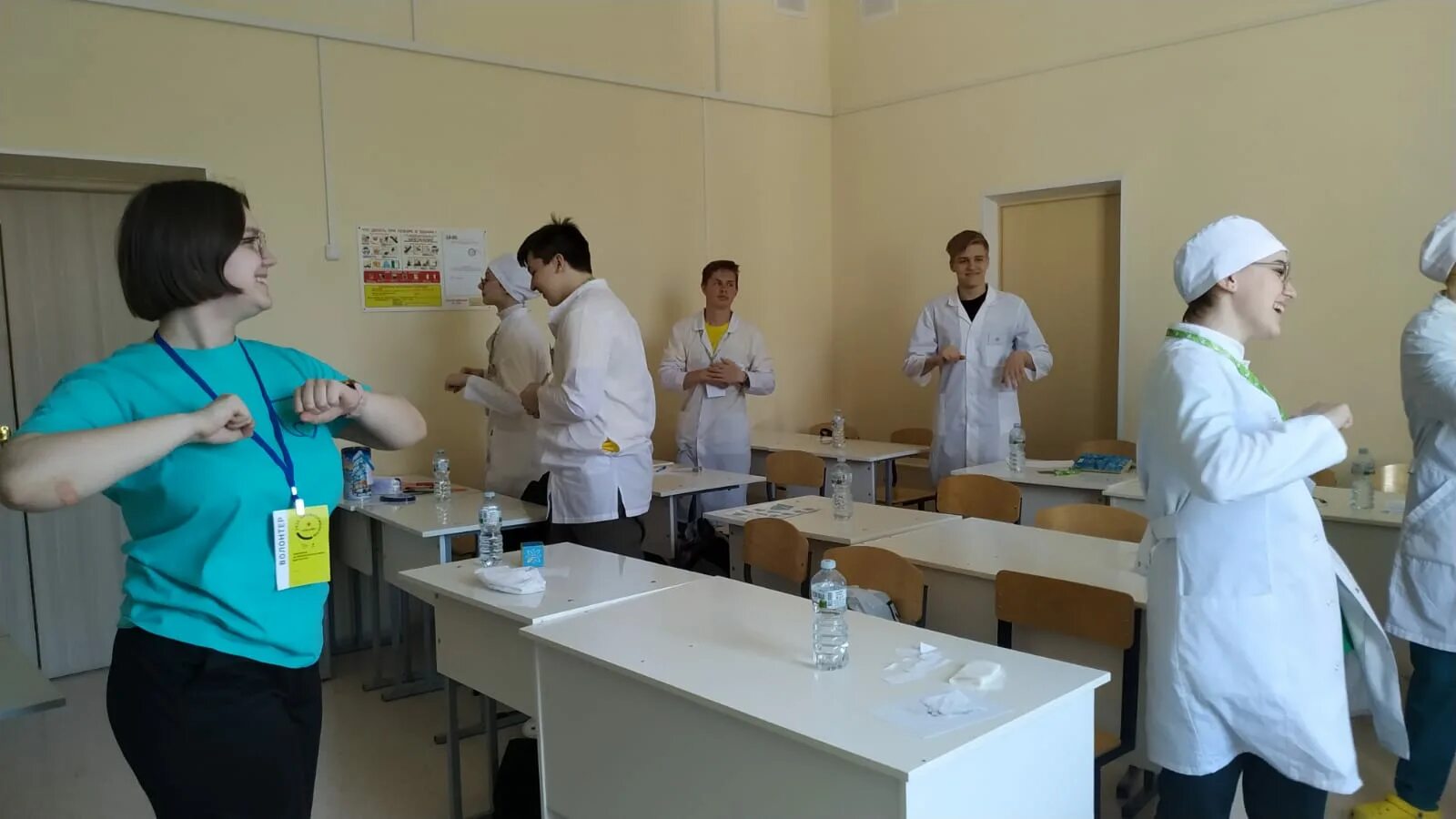 Медицинский колледж 5 москва. Медицина лаборатория. Медицинские колледжи москвы 2023. Традиции и новации в науке. Медицинские колледжи москвы 2023.